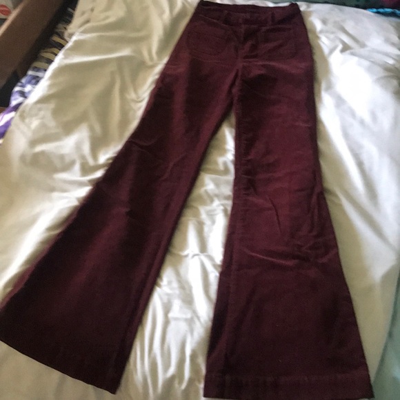 Denim - Vintage high waisted flare jeans